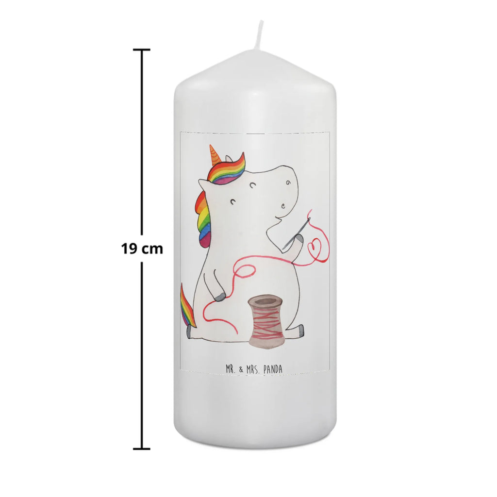 Candle unicorn seamstress Kerze, Taufkerze, Kommunionskerze, Geburtstagskerze, Geschenk Kerze, Taufgeschenk Kerze, Kerze mit Druck, Besondere Kerze, Geschenkidee Kerze, Kerze für Kommunion, Geburtstag Kerze, Kommunion Kerze, Einhorn, Einhörner, Einhorn Deko, Unicorn, Näherin, nähen, Mädchen, Freundin, Häkeln, Stricken, basteln, Nähzimmer