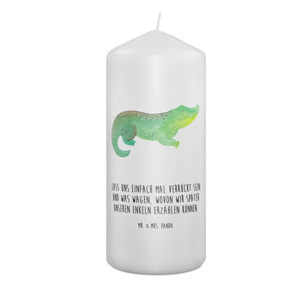 Kerze Krokodil Wachskerze, Laternenkerze, Adventskerze, Geburtskerze, Weihnachtskerze, Tischkerze, Erinnerungskerze, Kerze Mit Spruch, Tafelkerze, Handgemachte Kerze, Dekorative Kerze, Dekokerze, Blockkerze, Hochzeitskerze, Osterkerze, Stumpenkerze, Grosse Kerze, Wunschkerze, Dinnerkerze, Schmuckkerze, Geburtstagskerze, Bedruckte Kerze, Gartenkerze, Zylinderkerze, Kerze Mit Motiv, Kommunionskerze, Erinnerungslicht, Urlaub, Meer, Meerestiere, Spontan sein, Freundin, Abenteuerlust, Verrückt sein, Beste Freundin, Krokodil, Reiselust, Lieblingsmensch, Krokodile