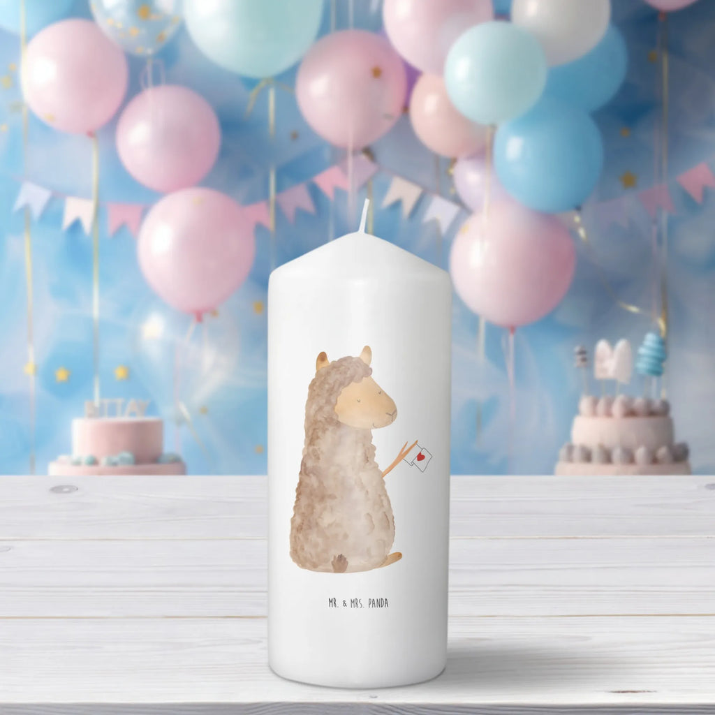 Kerze Alpaka Fahne Stumpenkerze, Weihnachtskerze, Geburtskerze, Bedruckte Kerze, Geburtstagskerze, Erinnerungslicht, Tafelkerze, Kerze Mit Motiv, Grosse Kerze, Schmuckkerze, Wachskerze, Wunschkerze, Dekorative Kerze, Blockkerze, Erinnerungskerze, Hochzeitskerze, Zylinderkerze, Dekokerze, Laternenkerze, Tischkerze, Kommunionskerze, Osterkerze, Handgemachte Kerze, Dinnerkerze, Gartenkerze, Adventskerze, Kerze Mit Spruch, Lama, Alpaka, Alpakas, Lamas, Liebe