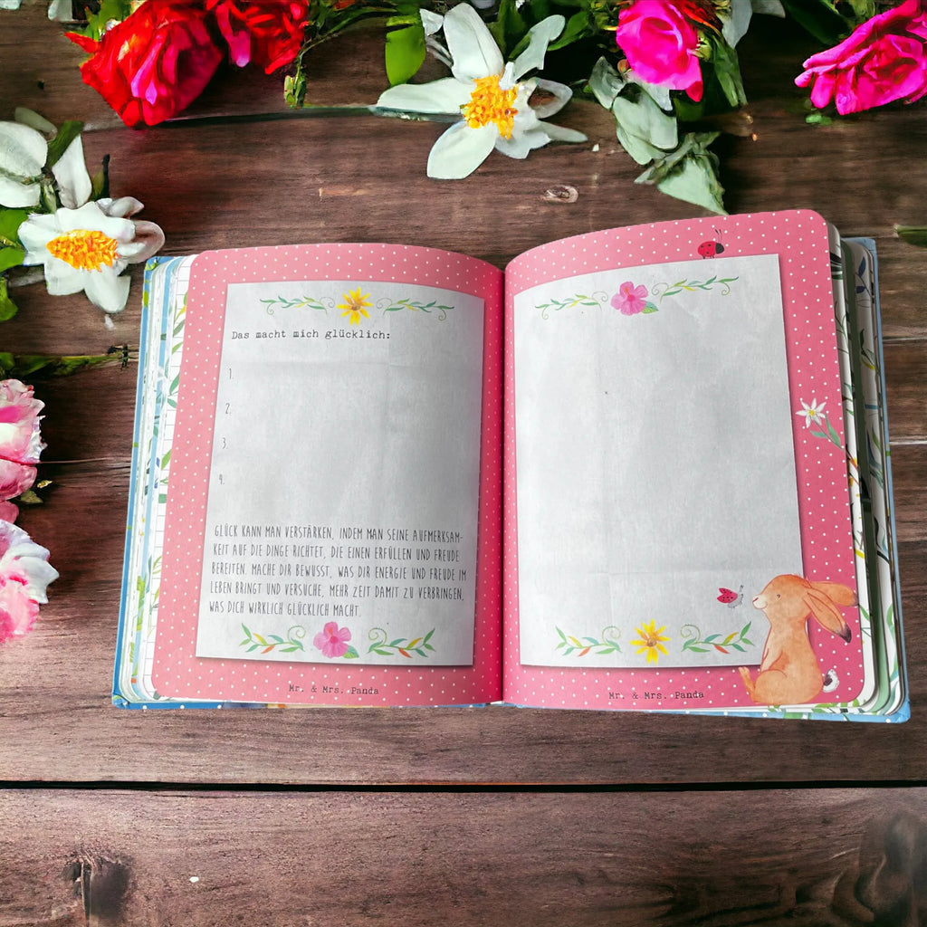 Book Happiness to Go - A Notebook Full of Motivation for Everyday Life favourite book, book, books, Penguin, North Pole, Winter, Penguins